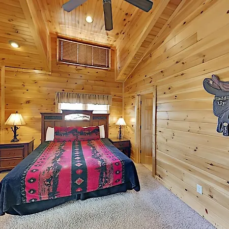 Gatlinburg Falls Cabin Unit 812-2